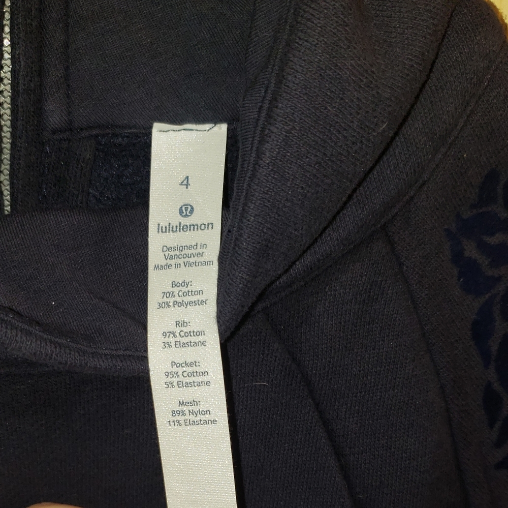 Euc Lululemon Pullover - image 4